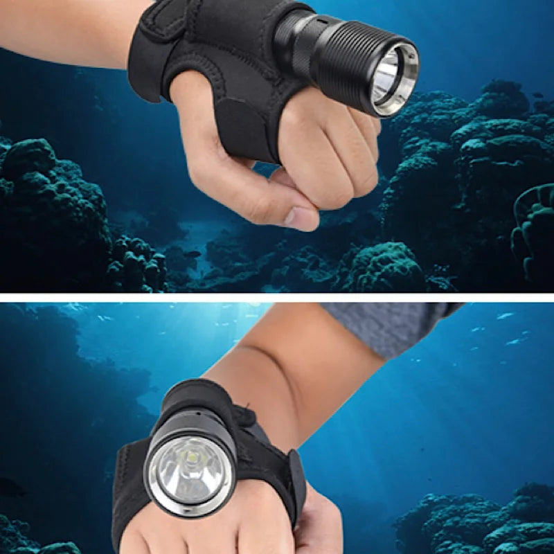 Nylon Scuba Diving Flashlight Gloves with 4-Mode Underwater Flashlight