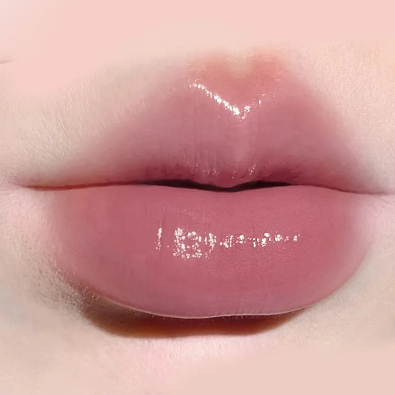 Low-Saturation Mirror Lip Gloss – Hydrating Nude Tint