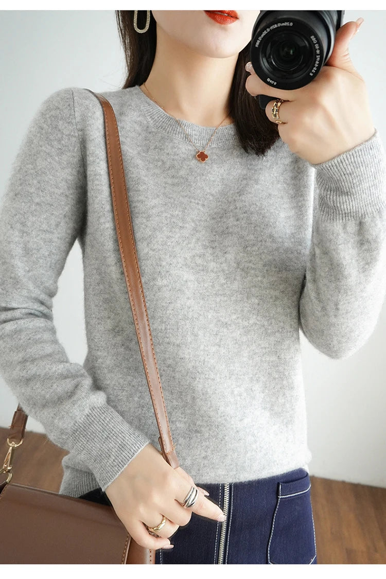 Autumn and Winter Cashmere Sweater for Women: