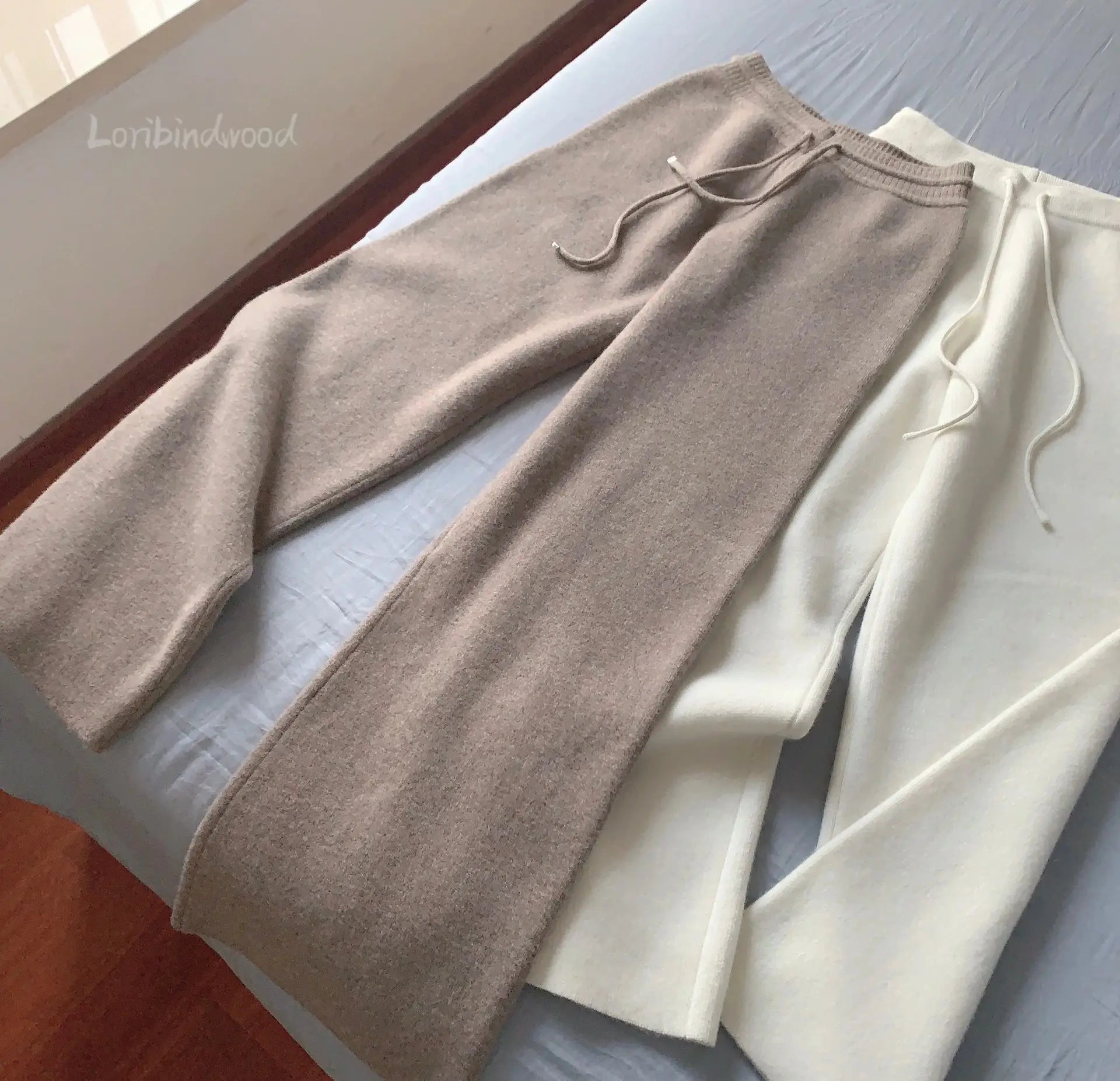 Autumn and Winter New High-waisted Loose Wool Knitted Wide-leg Trousers for Women To Wear Straight Leg Wide-leg Moped Trousers