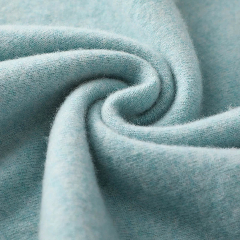 Autumn and Winter Cashmere Sweater for Women: