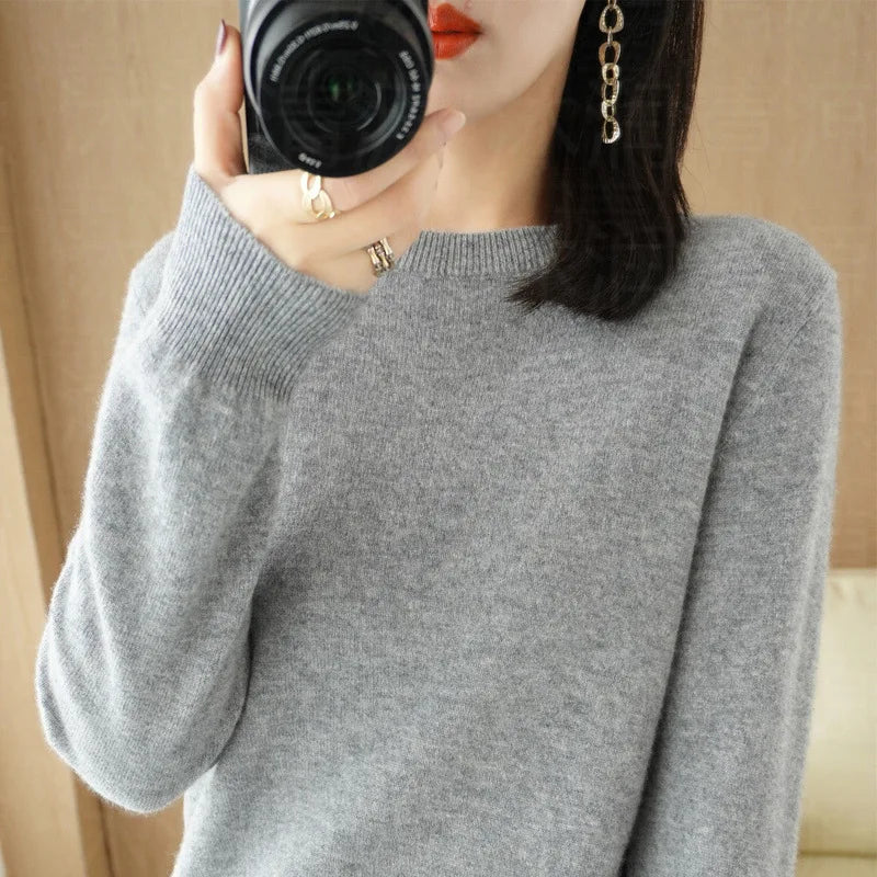 Autumn and Winter Cashmere Sweater for Women: