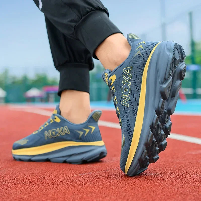 New Running Shoes Men Women Breathable Running Footwears Light Weight Walking Shoes Luxury Gym Sneakers Outdoor Sport Tennis