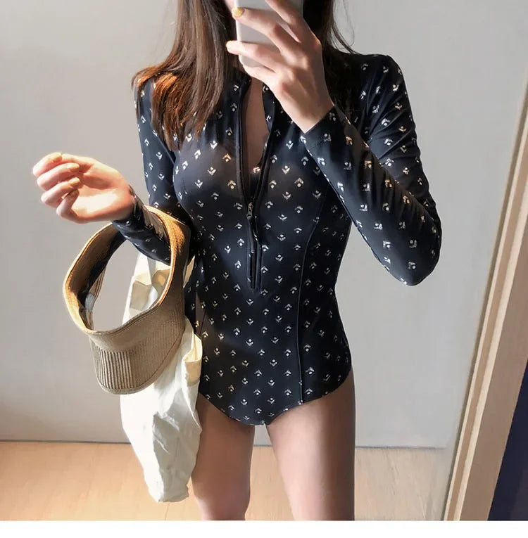2024 Sexy Long Sleeve One-Piece Swimsuit – Slim & Sun-Protective
