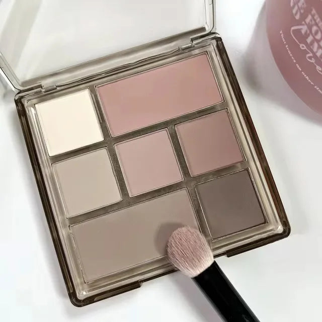 7-Color Matte Eyeshadow Palette – Soft, Low-Saturation Korean Eye Makeup