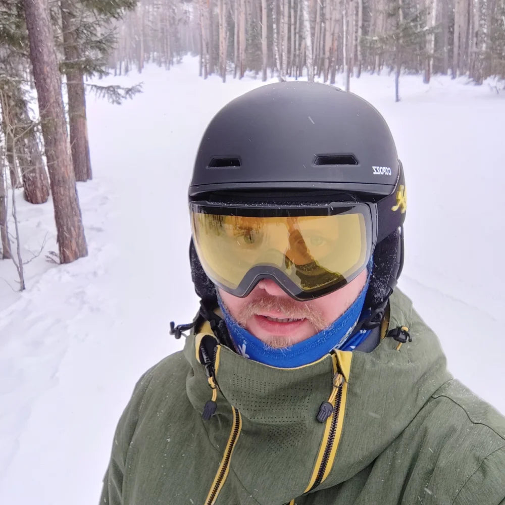 COPOZZ Ski Helmet – Half-Covered Safety Helmet