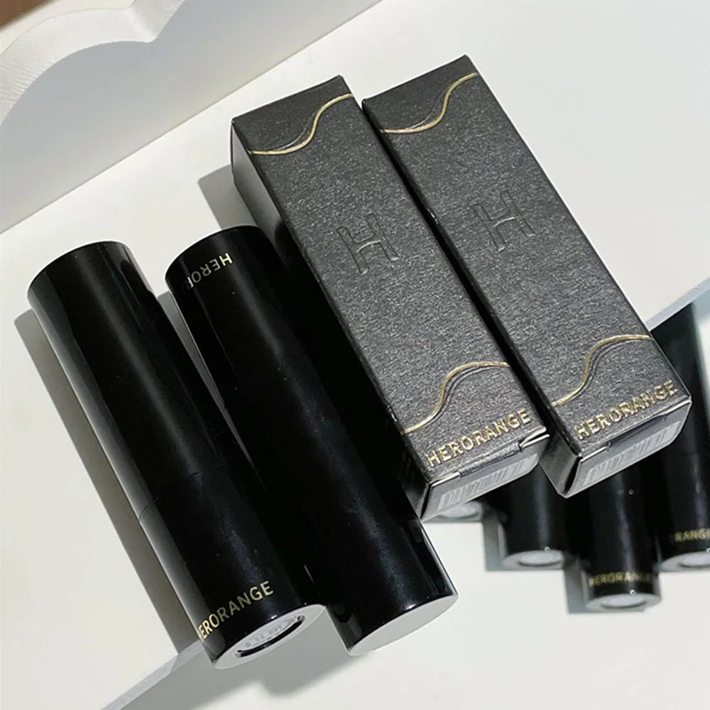 Low-Saturation Mirror Lip Gloss – Hydrating Nude Tint