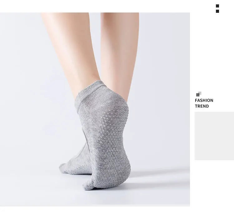 Women's Breathable Five-Toe Non-Slip Yoga & Pilates Socks