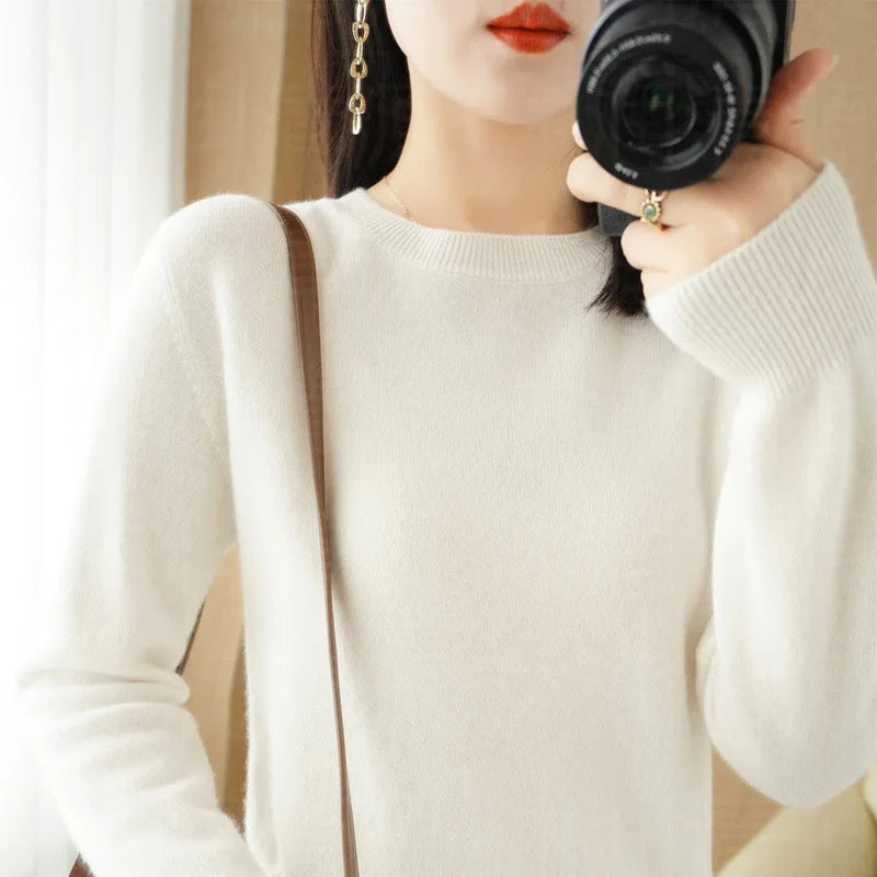 Autumn and Winter Cashmere Sweater for Women: