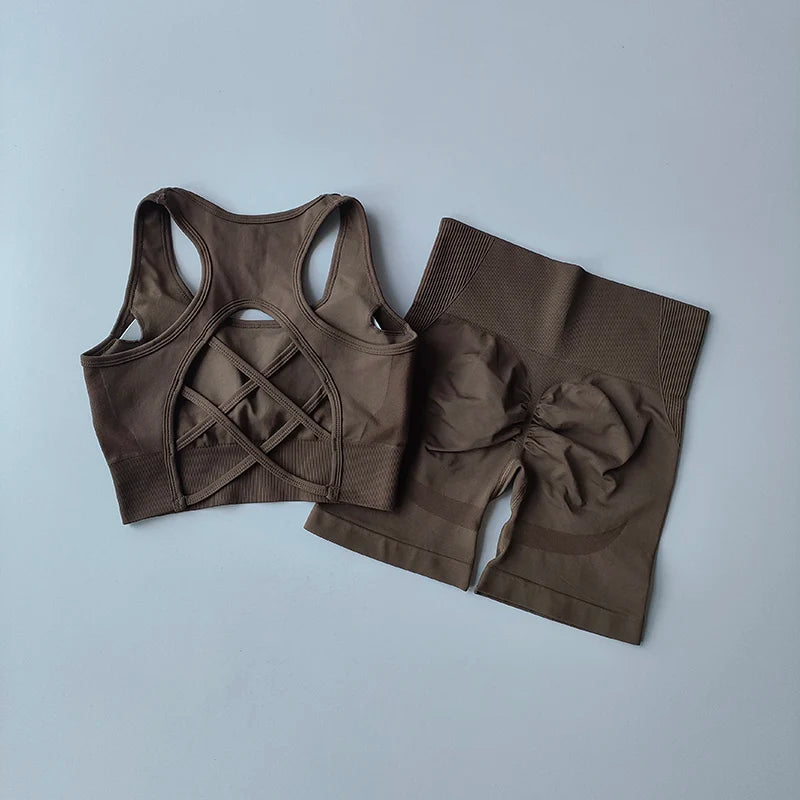 Women's Seamless Yoga Set – Sport Bra & High-Waist Shorts