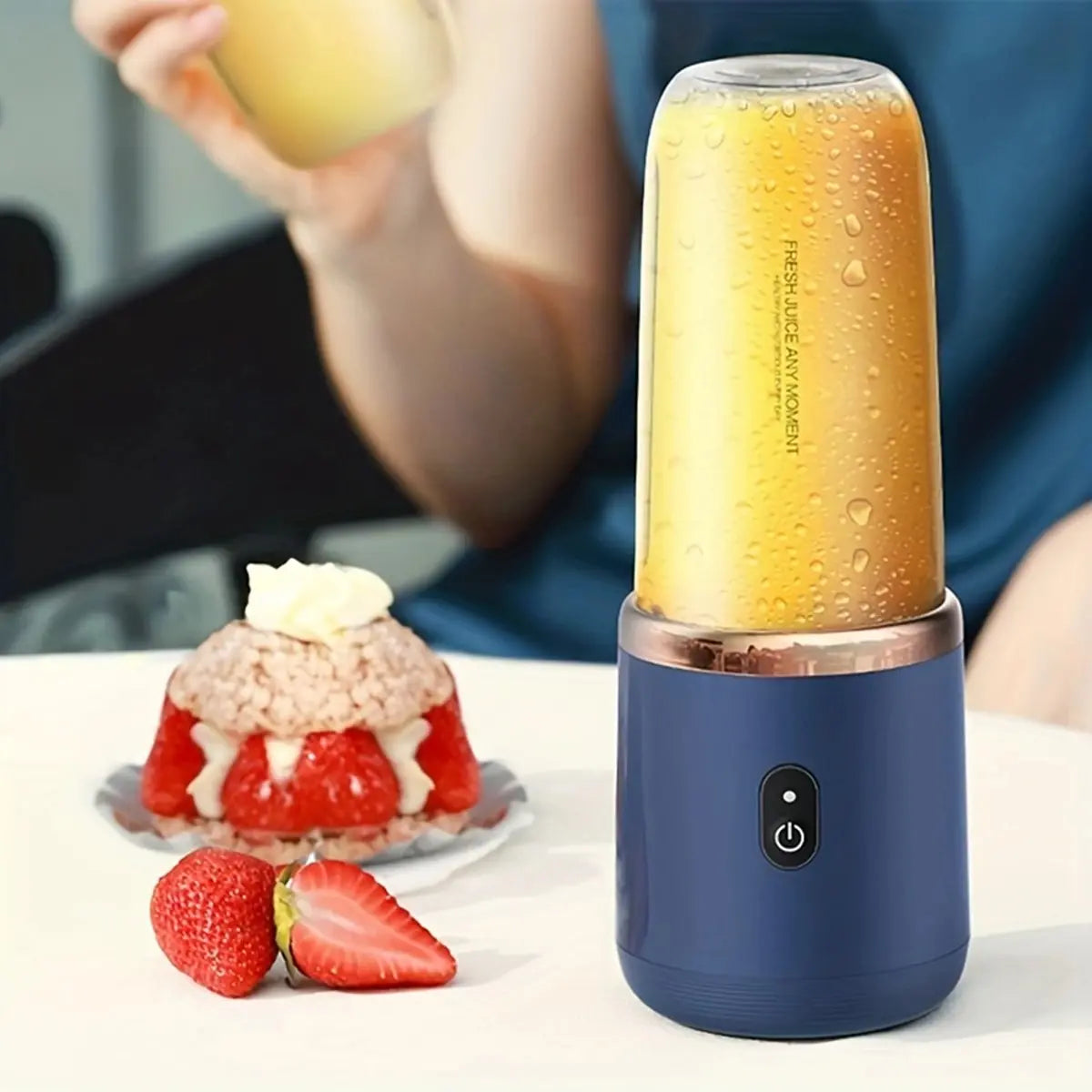 Portable 6-Blade Electric Blender Bottle – Multifunctional Smoothie Maker